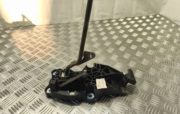 Mazda 2 Gear shifter/selector 2S6R7E096 3S6RAFPAL3 M0245