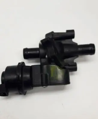 Renault Kadjar Coolant heater control valve 922309109R