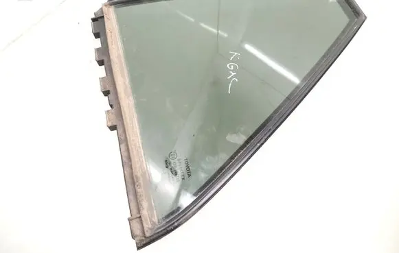 Toyota Avensis T250 Rear vent window glass AS3