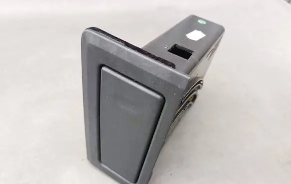 Volvo V70 Cup holder 38657375 3409712