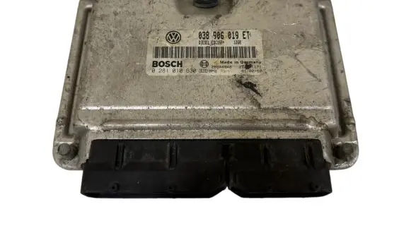 Volkswagen Sharan Engine control unit/module 038906019ET 28SA4848 0281010630