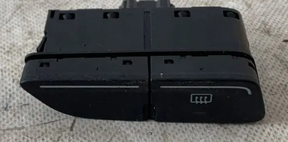 Ford Focus Windscreen/window heater switch Am5t18c621ab