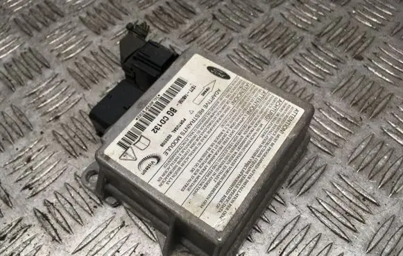 Ford Mondeo Mk III Airbag control unit/module 1S7T14B056BG CD132 03L009BFB302