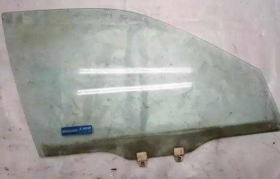 Honda Civic Front door window glass four-door