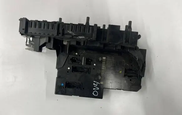 Mercedes-Benz E W212 SAM control unit a2129004222