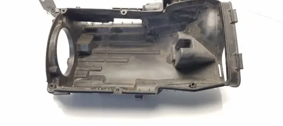 Mercedes-Benz C W203 Air filter box A2710900901