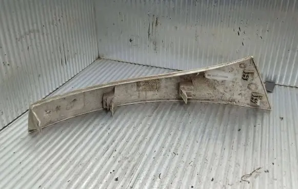 Citroen Jumper Under headlight/headlamp trim 1306528070