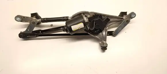Hyundai Tucson TL Front wiper linkage 