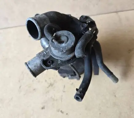 Toyota Corolla E120 E130 Turbo 1720127060 0B110206