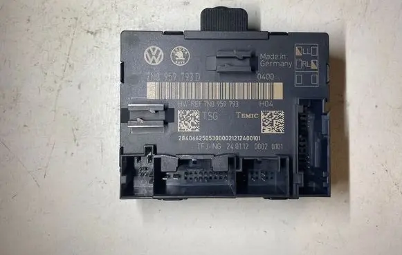 Skoda Yeti (5L) Door control unit/module 7N0959793D