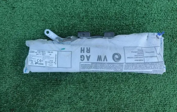 Audi Q3 F3 Side airbag 83A880242H