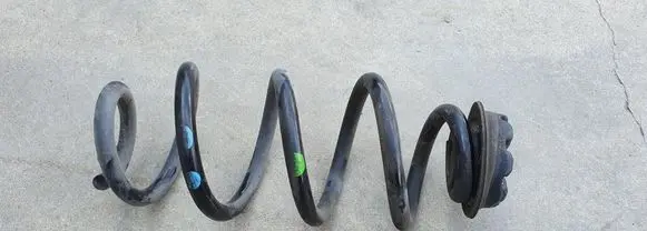 Nissan X-Trail T32 Rear coil spring