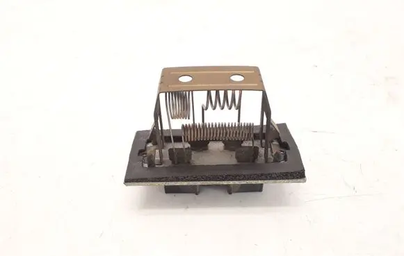 Chrysler PT Cruiser Coolant fan relay 
