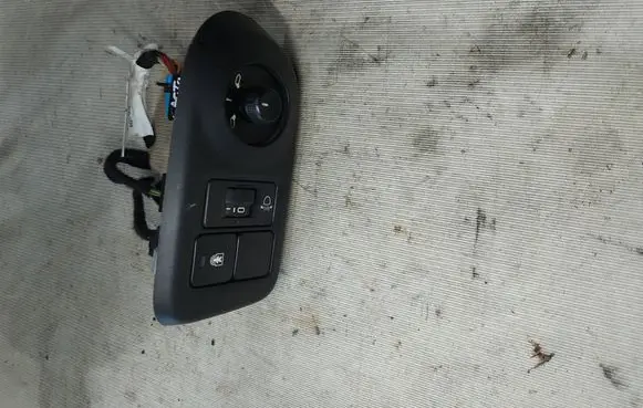 Citroen C4 Cactus Wing mirror switch 9801893777 958300151258
