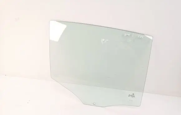 BMW 1 E81 E87 Rear door window glass