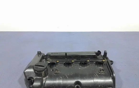 Honda HR-V Rocker cam cover