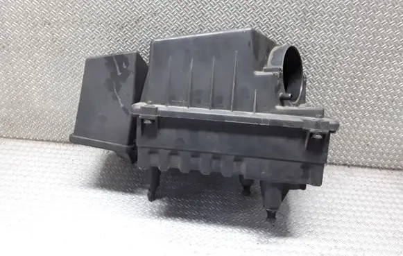 Ford Focus Air filter box