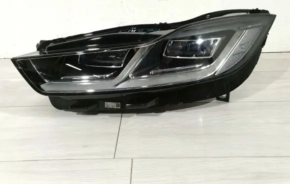 Jaguar I-Pace Headlight/headlamp LAMPANIEJESTNOWA