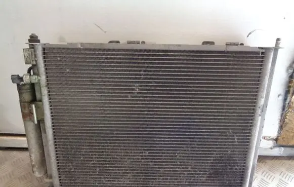 Nissan Note (E11) Radiator set 