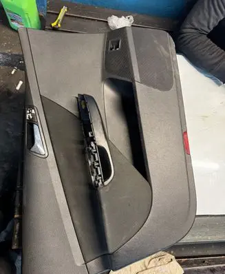 Volkswagen PASSAT B6 Front door card panel trim 3C1867011 156223202