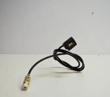 Mercedes-Benz A W176 USB socket connector A1178200315