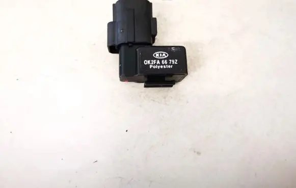 KIA Carens I Sensor ok2fa6679z 0k2fa6679z