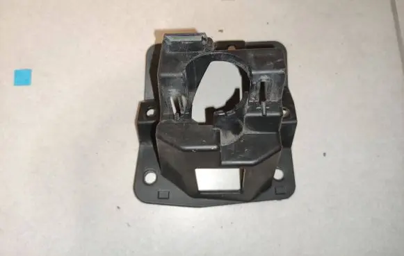 Skoda Octavia Mk3 (5E) Front bumper mounting bracket 5E0807595