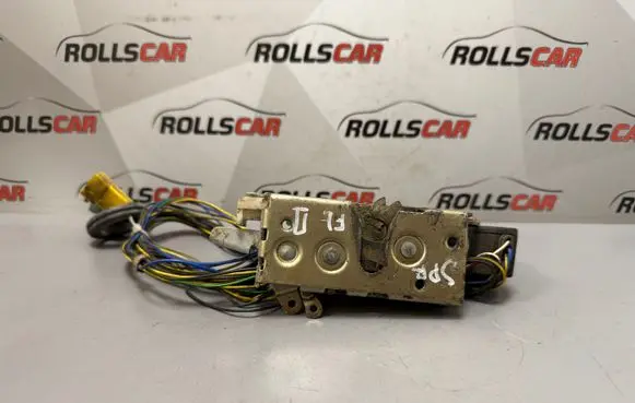 Mercedes-Benz Sprinter W901 W902 W903 W904 Front door lock 901720