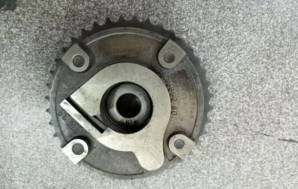 Peugeot 207 CC Camshaft pulley/ VANOS V754586280