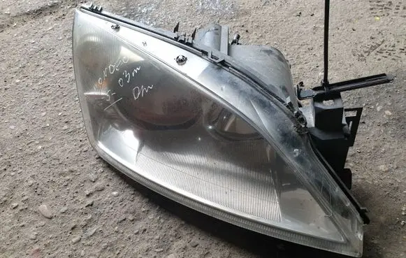 Ford Mondeo Mk III Headlight/headlamp