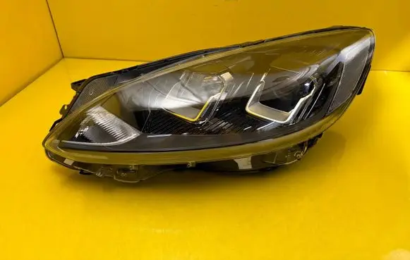 Ford Kuga III Headlight/headlamp LV4B13W030AG