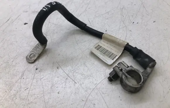 Volkswagen Golf VI Negative earth cable (battery)