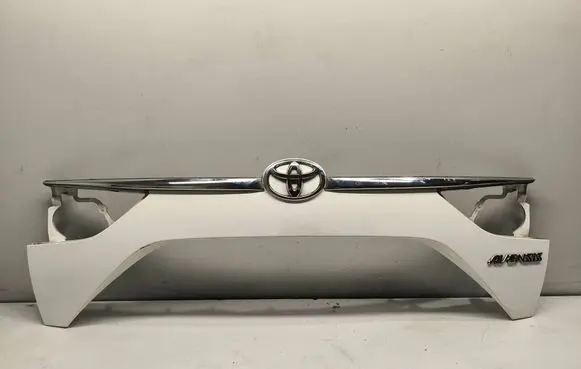 Toyota Avensis T270 Tailgate trim 7681105140