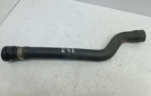 BMW 5 E39 Engine coolant pipe/hose 2247820 11532247820