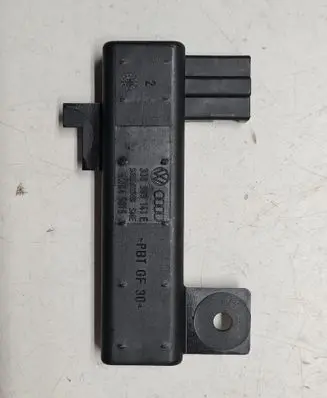 Volkswagen Touareg I Keyless (KESSY) go control unit/module 3D0909141E
