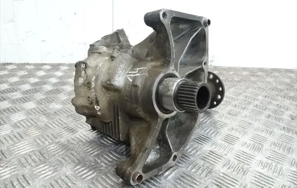 Gearbox transfer box case