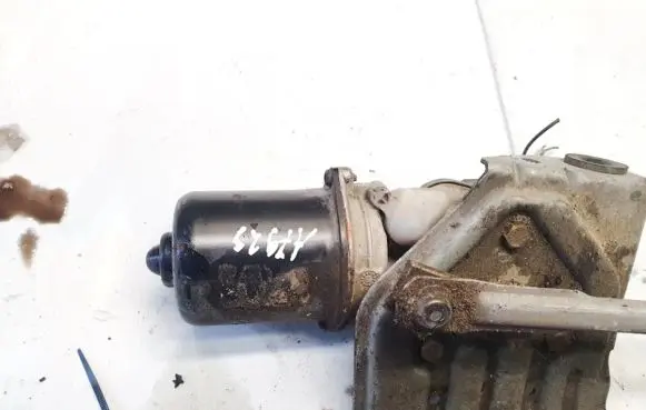 Renault Scenic II - Grand scenic II Wiper motor