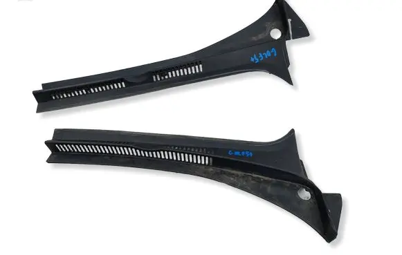 Volkswagen Golf Plus Wiper trim 