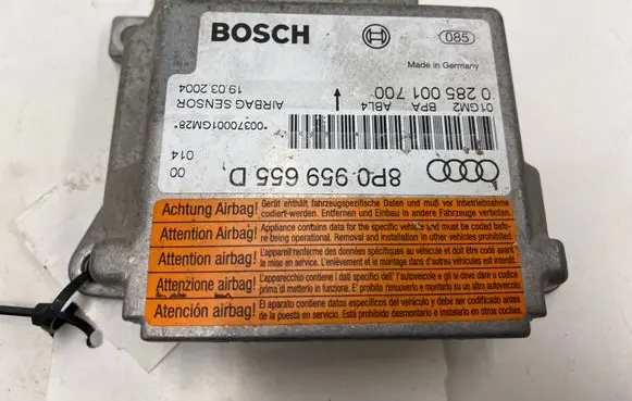 Audi A3 S3 8P Airbag control unit/module 8P0959655D 0285001700