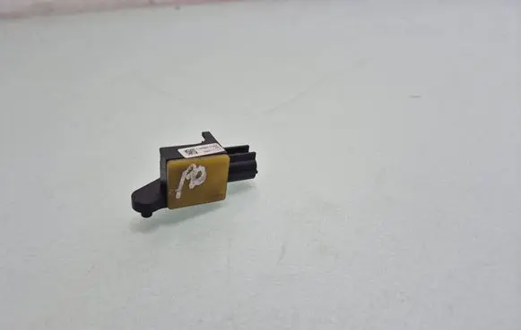Volkswagen Tiguan Airbag deployment crash/impact sensor 5N0959652A