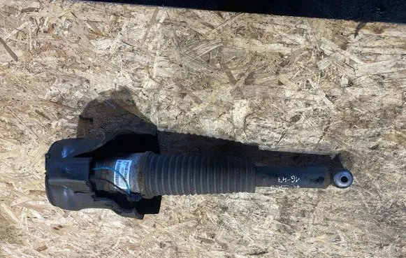 Audi A8 S8 D4 4H Front air suspension shock absorber 4H0616002