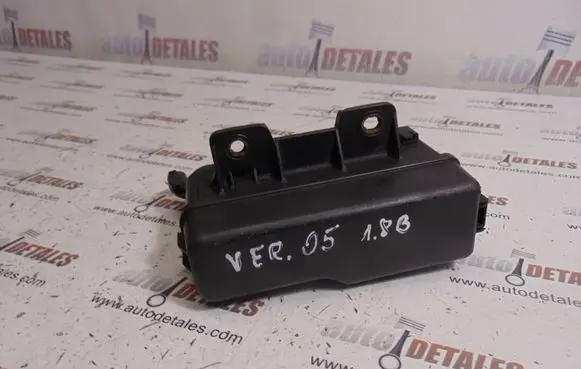 Toyota Corolla Verso AR10 Fuse box set