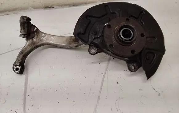 Audi A4 S4 B6 8E 8H Front wheel hub 8E0407242
