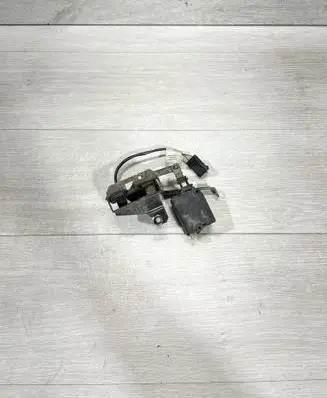 Tailgate/trunk/boot lock/catch/latch