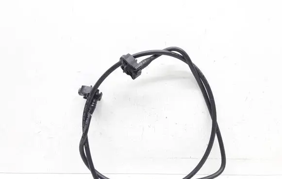 Volvo V40 Engine coolant pipe/hose 31338241