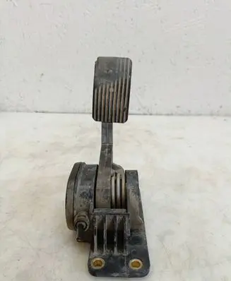 Mercedes-Benz Vario Accelerator throttle pedal A0002900201 14797