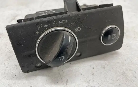 Mercedes-Benz E W211 Light switch 2115450104