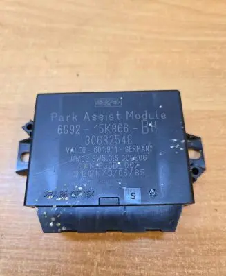 Volvo XC70 Parking PDC control unit/module 30682548 GG3215K66BBB