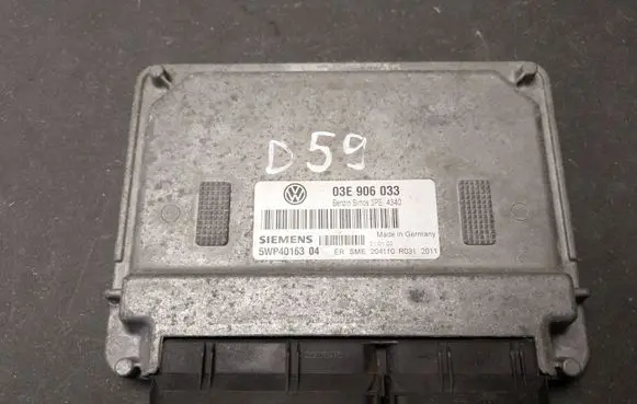 Skoda Fabia Mk1 (6Y) Engine control unit/module 03E906033 5WP4016304