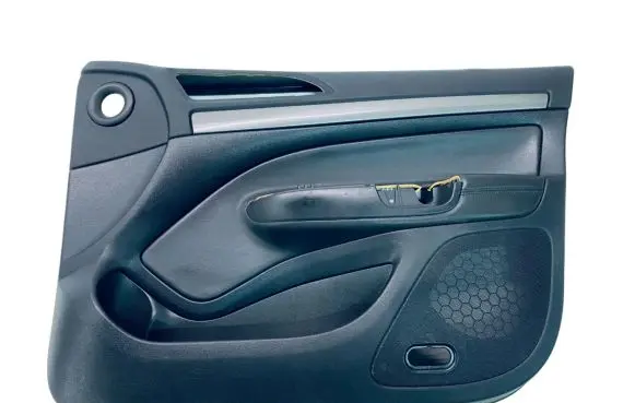 Skoda Octavia Mk2 (1Z) Front door card panel trim 1Z2867012BS